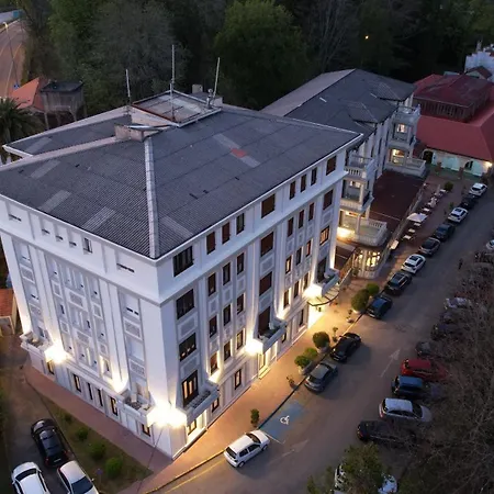 Hotell Gran Balneario De 3*