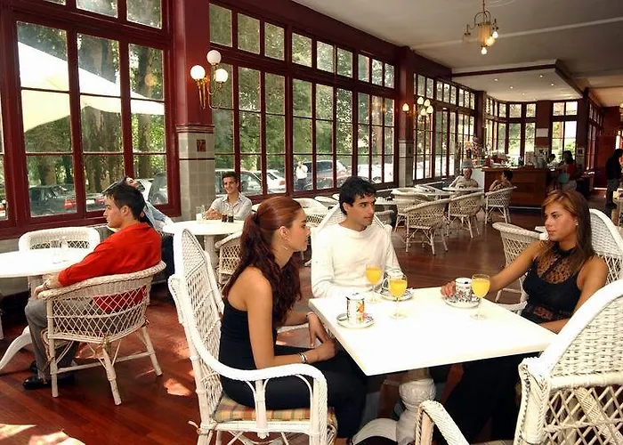 Отель Gran Balneario De Льерганес